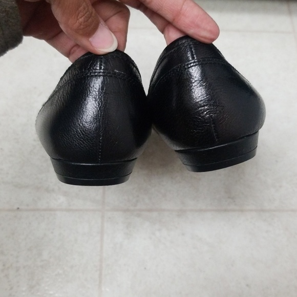 BCBG leather ballet flats loafers shoes - Picture 5 of 8